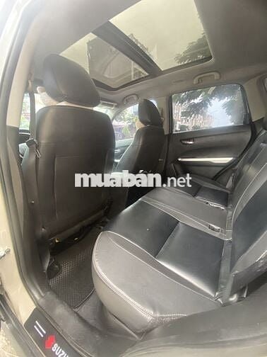 Suzuki Vitara 2016 1.6 AT - 820000 km