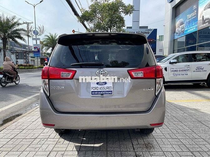 Toyota Innova 2020 2.0E - 142000 km
