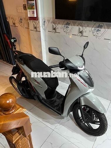 Honda SH160i ABS Xám Xi Măng Năm 2024 Chạy 500km