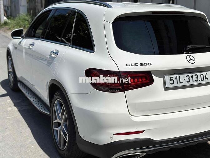 Mercedes Benz GLC 2018 300 4MATIC - 101000 km