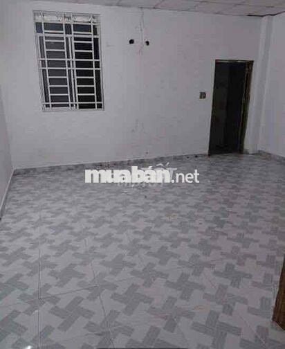 Cho thuê nhà hoặc kho xưởng 10x20m cấp 4 Ngay Lê Trọng Tấn , Tây Thạnh