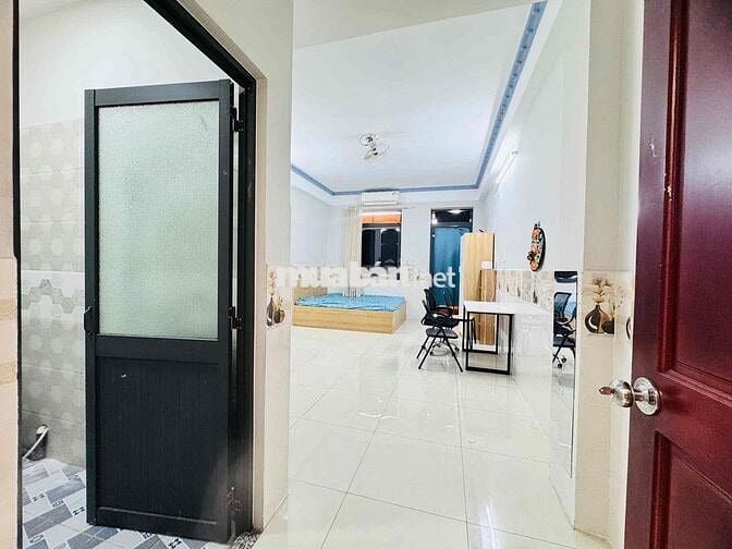 STUDIO FULLNT NHƯ HÌNH CÓ BAN CÔNG NGAY HUIT