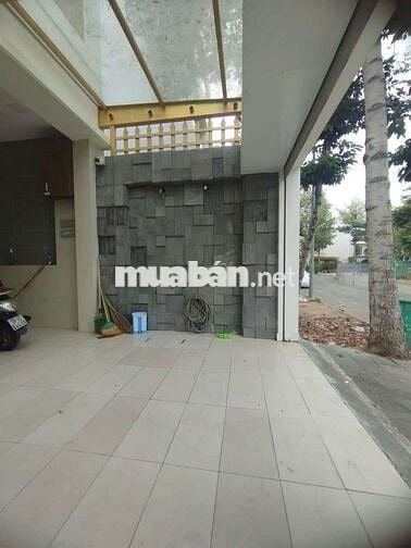 CHO THUÊ BIỆT THỰ NGAY CẠNH PHÚ MỸ HƯNG