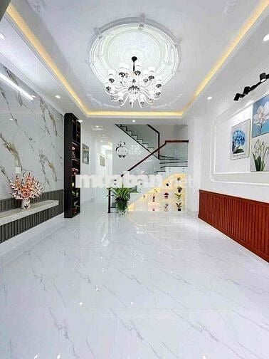 Thanh Lý Gấp Căn Nhà 1 Trệt 1 lầu Quận Bình Tân