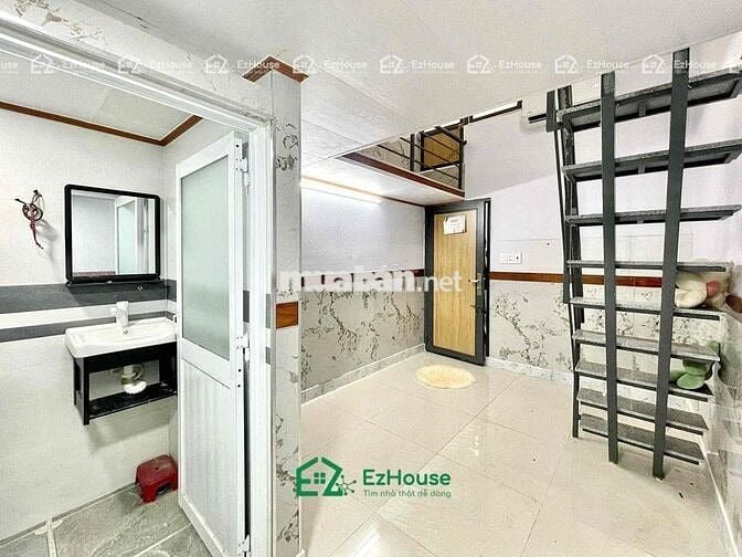 PHÒNG TRỌ CÓ GÁC CÓ BANCOL RIÊNG NẰM NGAY CHỢ, CÁCH HUIT CHỈ VÀI PHÚT