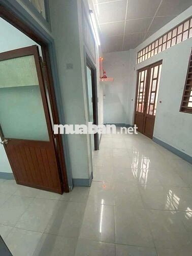 Nhà cho thuê Tỉnh Lộ 10, BT (3PN 2WC) nhà góc thuận tiện buôn bán