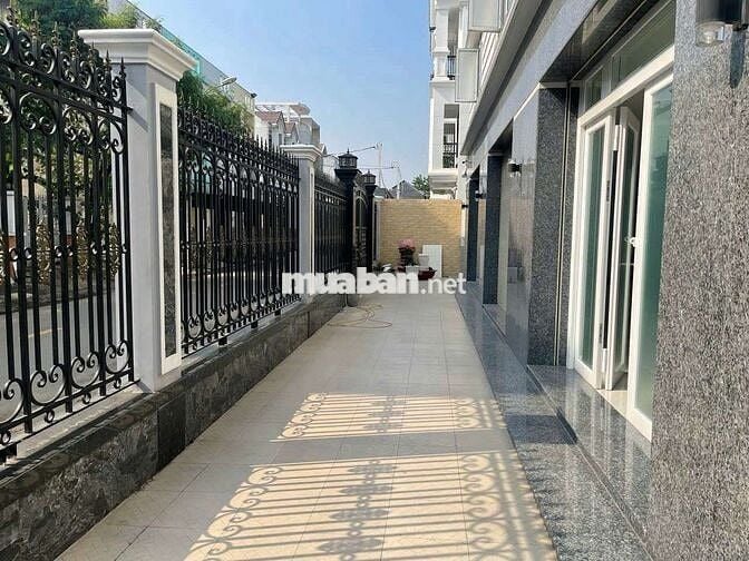 BIỆT THỰ GÓC 2LẦU, MẶT TIỀN KDC BÌNH CHIỂU 8X23M 4PN 7WC, CÓ THANG MÁY