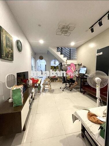 TRẦN VẪN ƠN,DT: DÀI 17M ,CN:63M2
GIÁ:5,1 TỶ ,,TÂN SƠN NHÌ, TÂN PHÚ