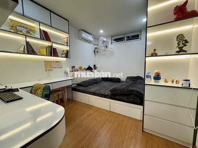 CĂN TRUNG TÂM SÀI ĐỒNG, 3 NGỦ, Ô TÔ ĐỖ CỬA, FULL NỘI THẤT GIÁ ĐẸP