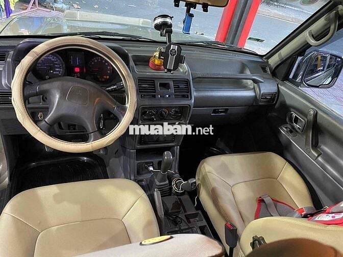 Mitsubishi Pajero 2004 - 7 chỗ V33 đẹp lắm