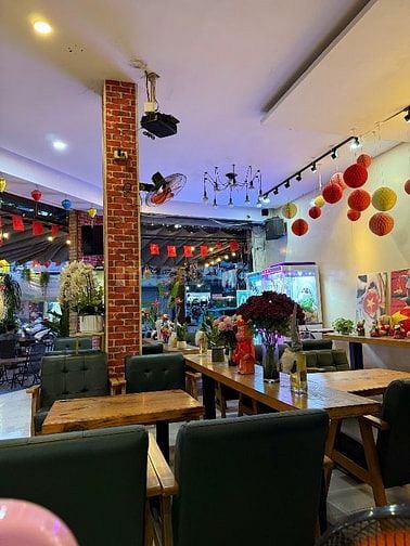 Sang Caffe góc 2 MT Tân Quý Tân Phú