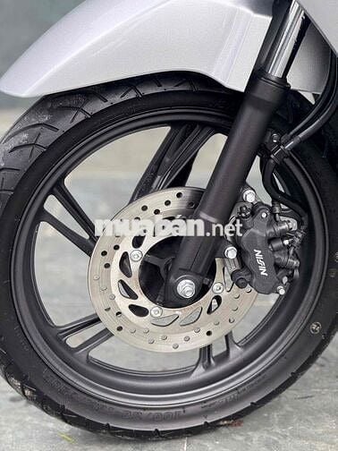 SH 160i 2023 LƯỚT BSTP MIX BẠC POSCHE