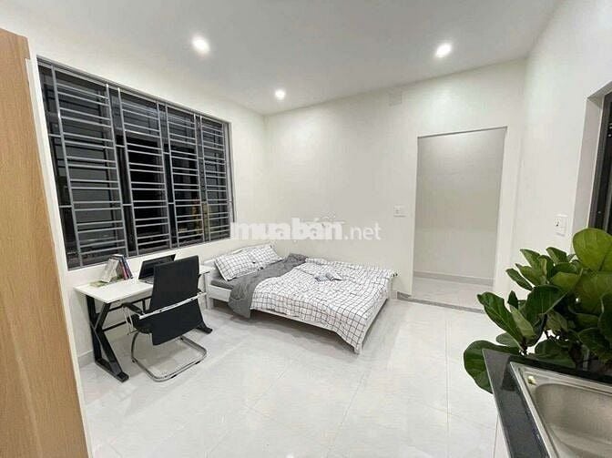 Cho thuê studio ban công siêu chill ở ngay chợ Phạm Văn Bạch