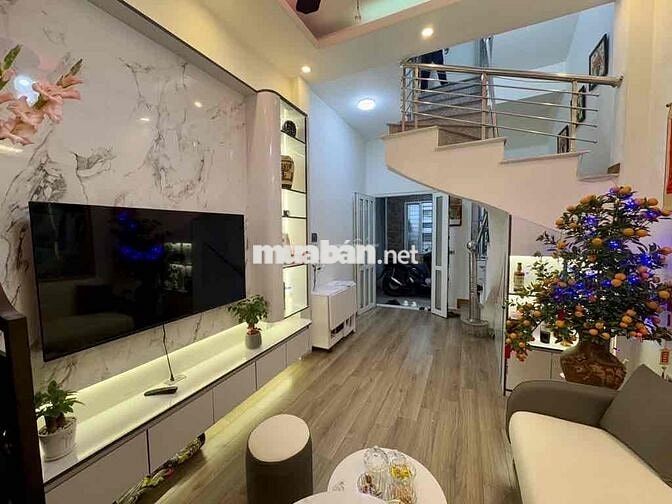 CĂN TRUNG TÂM SÀI ĐỒNG, 3 NGỦ, Ô TÔ ĐỖ CỬA, FULL NỘI THẤT GIÁ ĐẸP
