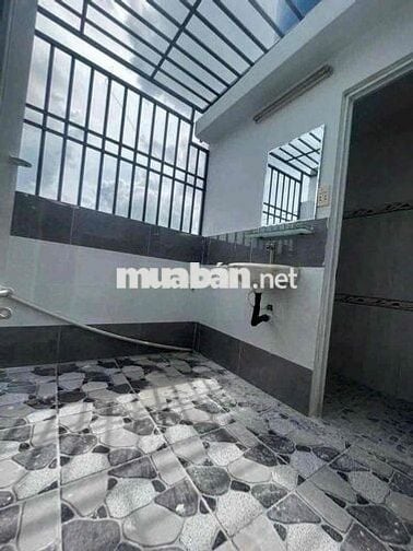 Trệt 2 lầu 4,5*10; 4pn hẻm xe hơi đi Gò vấp gần