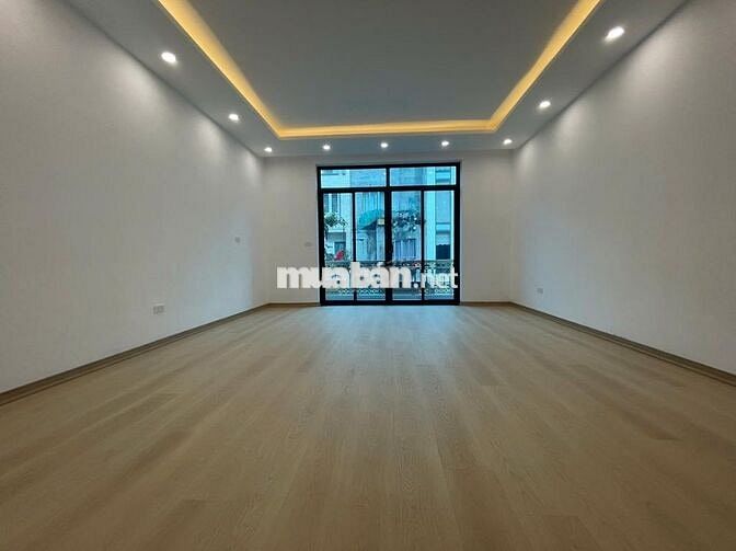 NHÀ ĐẸP LA KHÊ - 5 TẦNG THANG MÁY -Ở NGAY - KINH DOANH_GIÁ CHỈ 19.9 TỶ