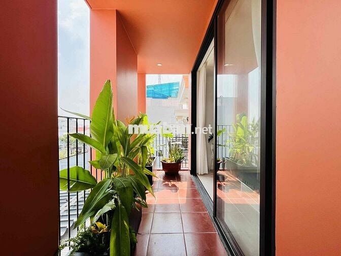CÒN 1 PHÒNG CUỐI CÙNG FULL NỘI THẤT BAN CÔNG RIÊNG NGAY ĐH VLUCS3 -NTT