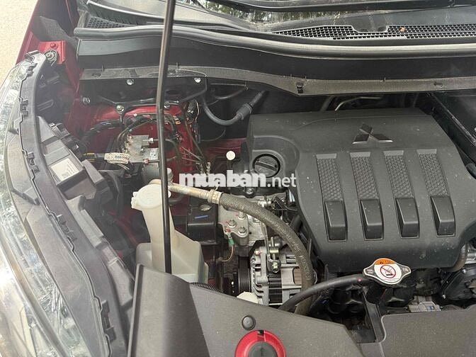 Mitsubishi Xpander 2024 Premium 1.5 AT - 19000 km