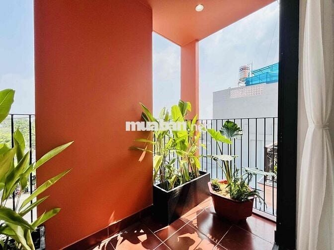 CÒN 1 PHÒNG CUỐI CÙNG FULL NỘI THẤT BAN CÔNG RIÊNG NGAY ĐH VLUCS3 -NTT