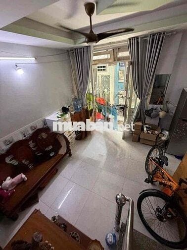 NHÀ SHR 1 TRỆT 1 LẦU 2PN 2WC SHR 1/ LÊ VĂN KHƯƠNG Q.12– SÁT GÒ GẤP