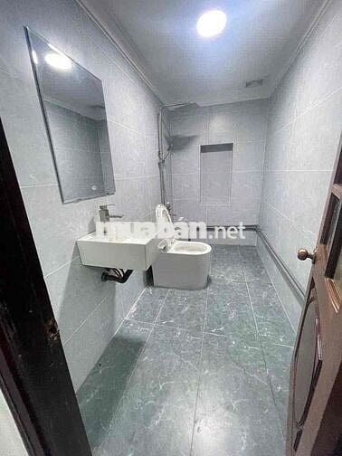 Khai Trương 2PN Ban Cong Đối Điện Văn Lang VLU Cho 4-5 Bạn Vô Tư