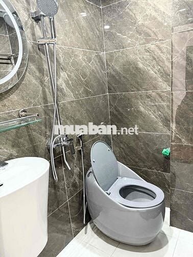 BÁN NHÀ TÂY SƠN-THỊNH QUANG- 24M2-6,6 TỶ- 10M RA Ô TÔ- VIEW THOÁNG
