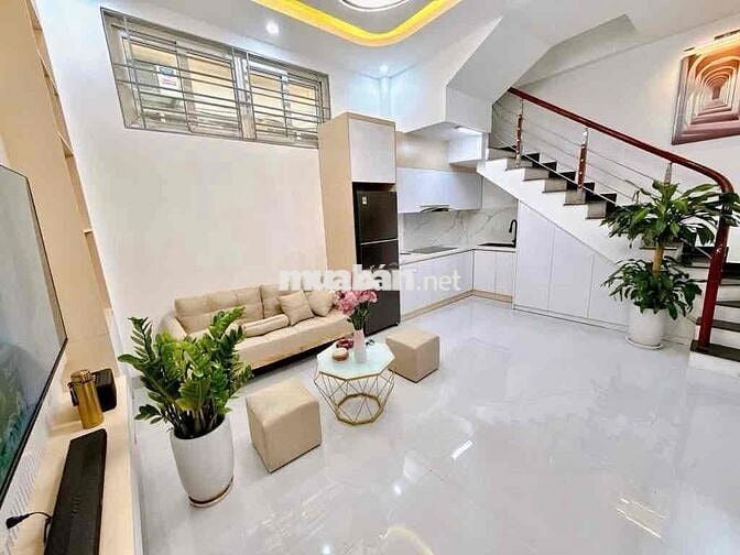 BÁN NHÀ TÂY SƠN- NGÃ TƯ SỞ- 33M2-7,75 TỶ- NHÀ ĐẸP- THOÁNG TRƯỚC SAU