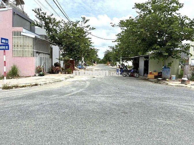 Nền đẹp đường N3. KDC mới Trường An, P. LONG CHÂU , T. VĨNH LONG