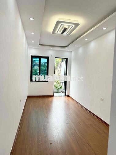 BÁN NHÀ TÂY SƠN-THỊNH QUANG- 24M2-6,6 TỶ- 10M RA Ô TÔ- VIEW THOÁNG