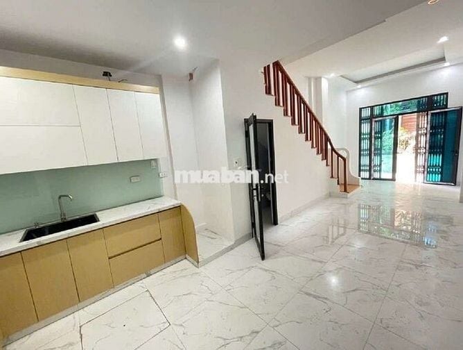 NHÀ YÊN NGHĨA HÀ ĐÔNG,39m2 x4T SÁT BẾN XE,VÀNH ĐAI 4, GIÁ 5,85 tỷ