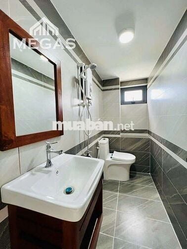PHÒNG TRỌ CAO CẤP FULL NT _ CÓ THANG MÁY_ KHU AN NINH _ CÁCH HUIT 7P📍