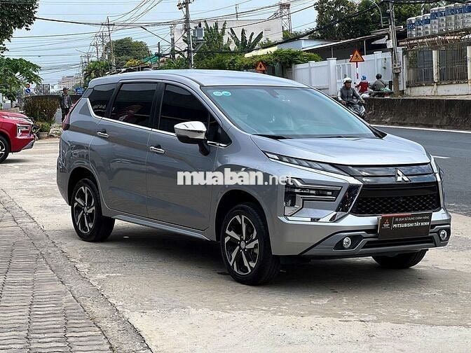 Xpander Premium Xám Bạc 2024 - Odo nhẹ 22000km