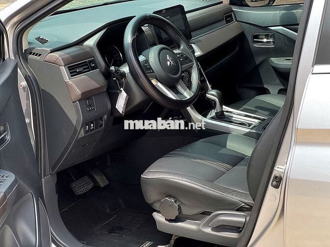 Xpander Premium Xám Bạc 2024 - Odo nhẹ 22000km