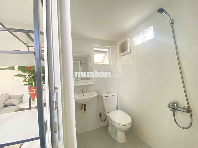 Phòng Trọ Có Gác - Gần Chợ Bà Chiểu - Ko Giới Hạn Người - Gần Hutech