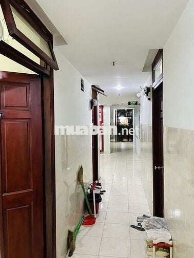 Phòng căn hộ cho thuê, bảo vệ 24/7, có hầm xe, đi thang máy, thoáng