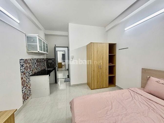 Bán Nhà 5 tầng Phan Văn Hân-8 CHDV Full nội thất- cách Quận 1 chỉ 500m