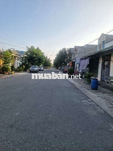 Bán lô đất ngay Chợ Bình Nhâm, 150m2, 1 tỷ 270tr, FUL thổ cư