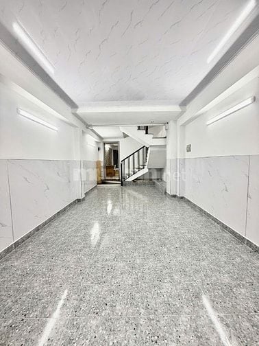 Bán Nhà 5 tầng Phan Văn Hân-8 CHDV Full nội thất- cách Quận 1 chỉ 500m