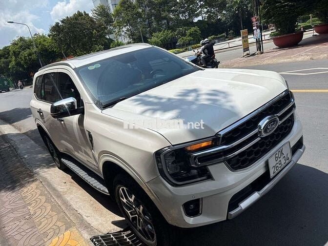 Everest model 2023 bảo dưỡng hãng siêu đẹp