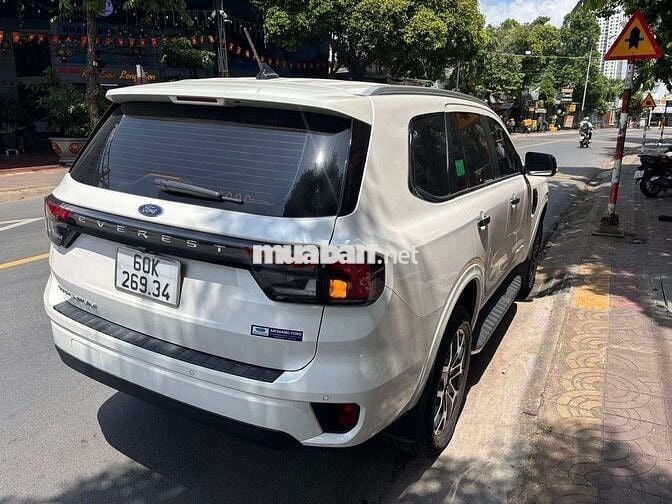 Everest model 2023 bảo dưỡng hãng siêu đẹp