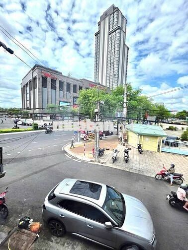 Cho thuê nhà mặt tiền đường trần khánh dư, gần vincom xuân khánh