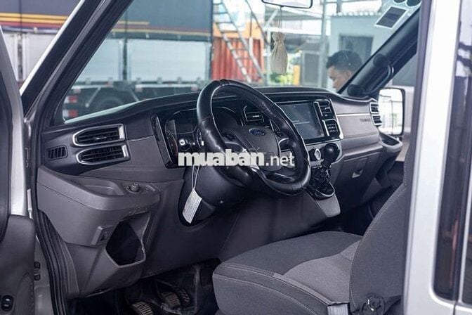 Ford Transit 2023 2.4L  - 65000 km