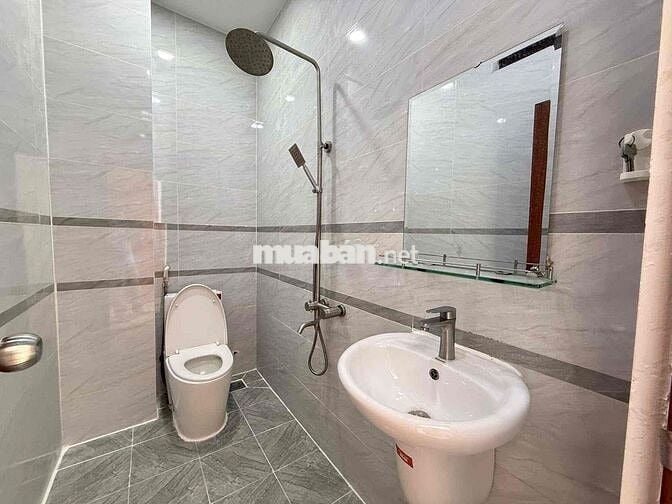 Nhà ở 60m2 ngay trường trần hưng đạo thạnh lộc 29 q.12
