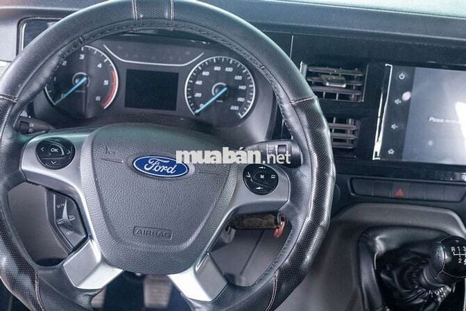 Ford Transit 2023 2.4L  - 65000 km