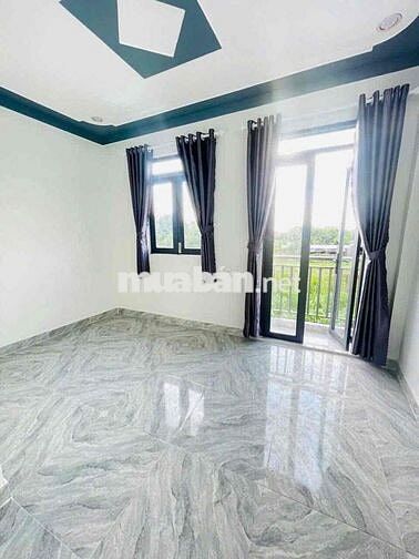 NHÀ MỚI DƯƠNG CÔNG KHI, HẺM Ô TÔ SÁT NGÃ 3 GIỒNG