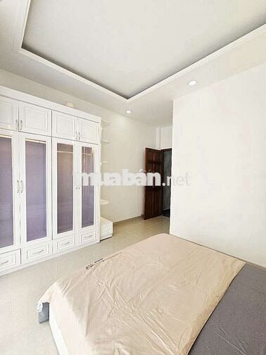 Nhà 3 lầu đẹp Sát bên Trường cấp 1,2,3 Thạnh Lộc