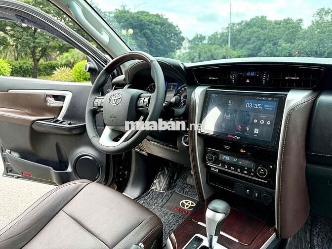 Toyota Fortuner 2.7V 4x2 AT 2017 Nhập Khẩu