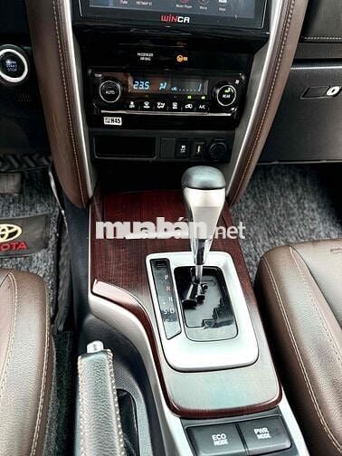 Toyota Fortuner 2.7V 4x2 AT 2017 Nhập Khẩu