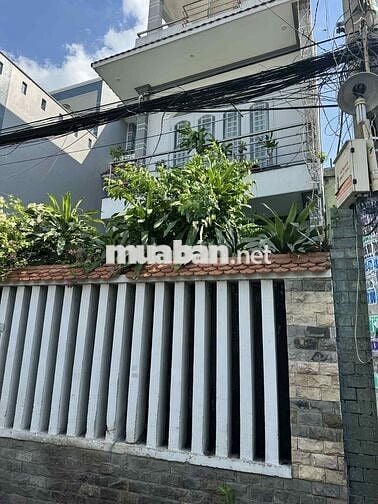 NHÀ PHỐ HÓC MÔN - 3 TẦNG - 8X17 - HẺM Ô TÔ THÔNG TỨ PHÍA