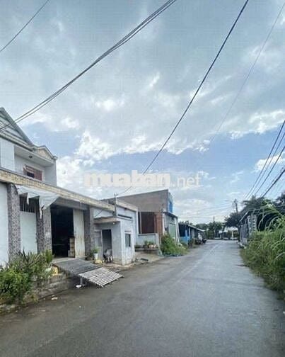 NHÀ KHO 8X20 ĐẤT THỔ CƯ, MẶT TIỀN ĐƯỜNG NHỰA, BÀ ĐIỂM, HÓC MON